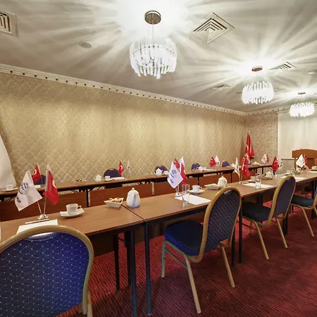 Stargate Hotel&spa 2*