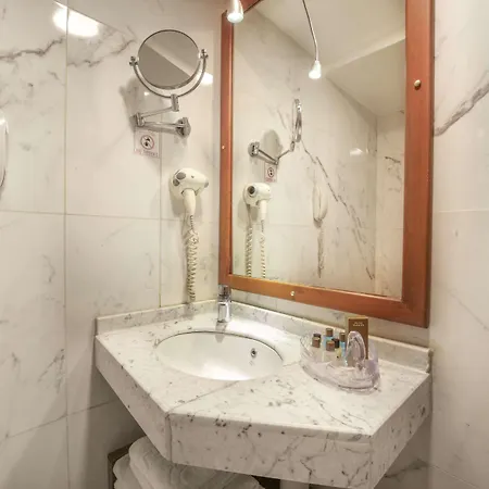 Hotel Stargate Hotel&spa 2*